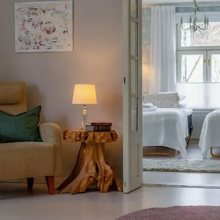 Moisio - Puutaloidylliae Salon Keskustassa 公寓