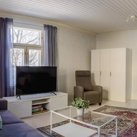 Moisio - Puutaloidylliae Salon Keskustassa 公寓 萨罗