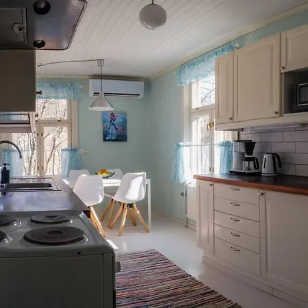 Moisio - Puutaloidylliae Salon Keskustassa Salo (Salo)