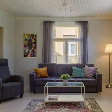 Moisio - Puutaloidylliae Salon Keskustassa Appartement *