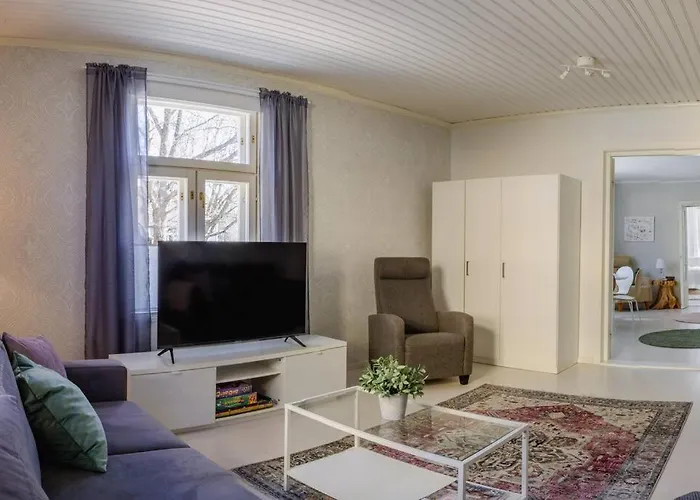 Moisio - Puutaloidylliae Salon Keskustassa アパート サロ