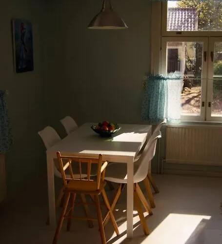 Moisio - Puutaloidylliae Salon Keskustassa شقة *